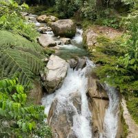 turismo-en-tena-descubre-la-magia-de-la-laguna-azul-waysa-yaku-napo-amazonia-ecuador